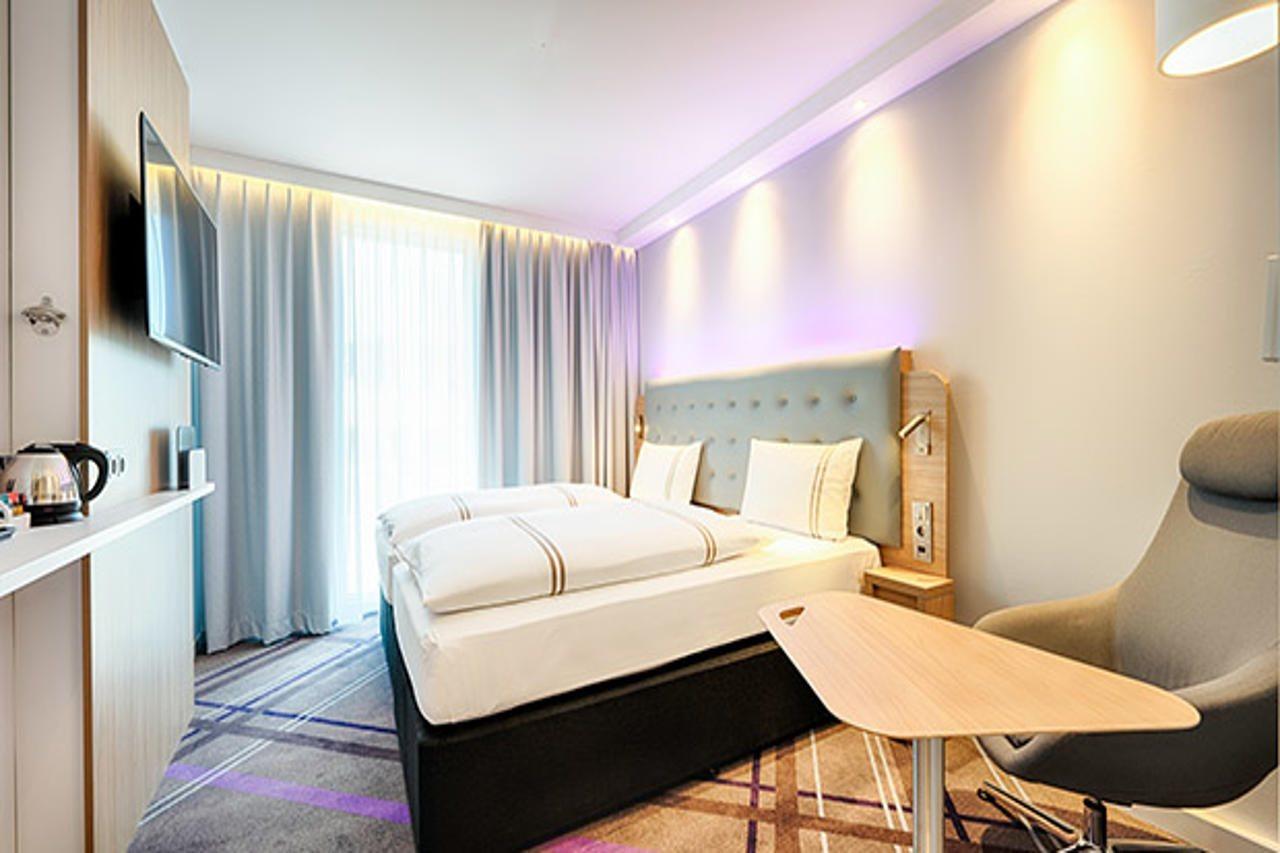 Premier Inn Leipzig City Hahnekamm ภายนอก รูปภาพ