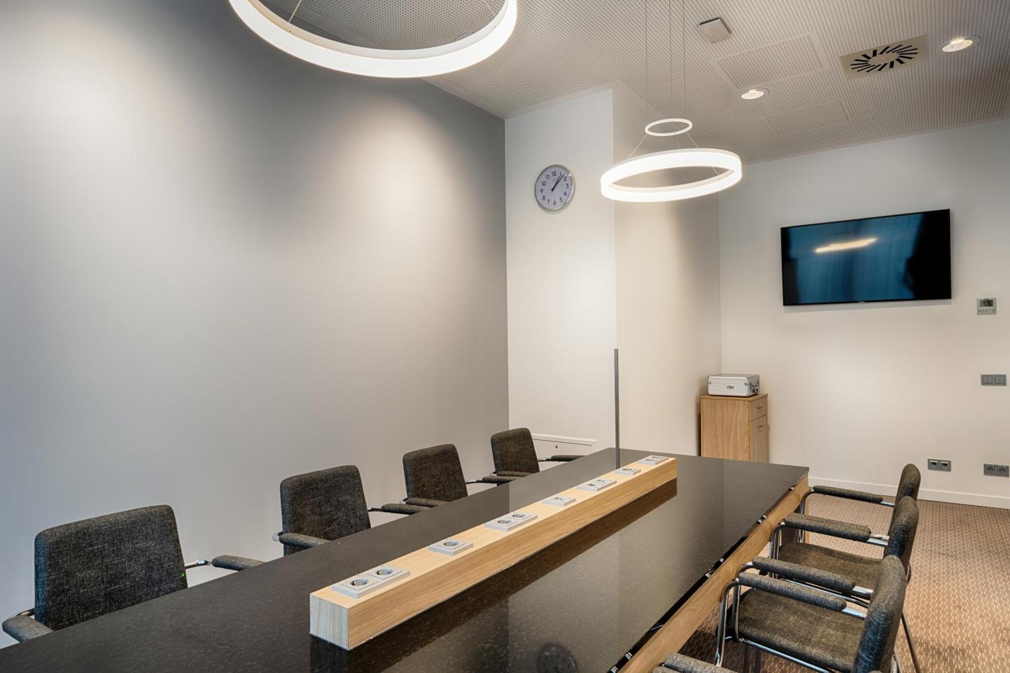 Premier Inn Leipzig City Hahnekamm ภายนอก รูปภาพ