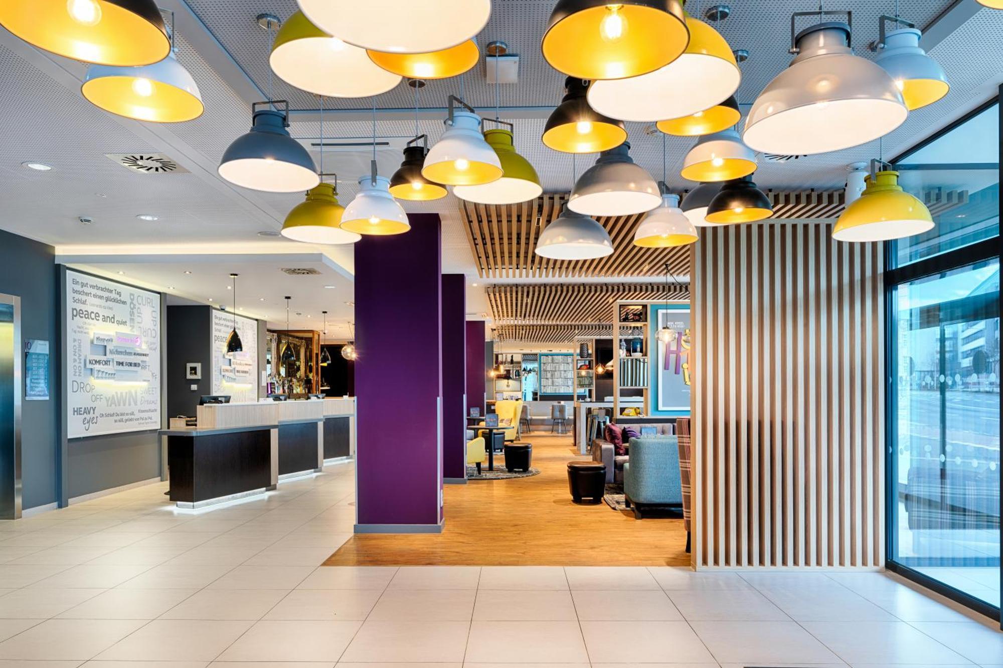 Premier Inn Leipzig City Hahnekamm ภายนอก รูปภาพ